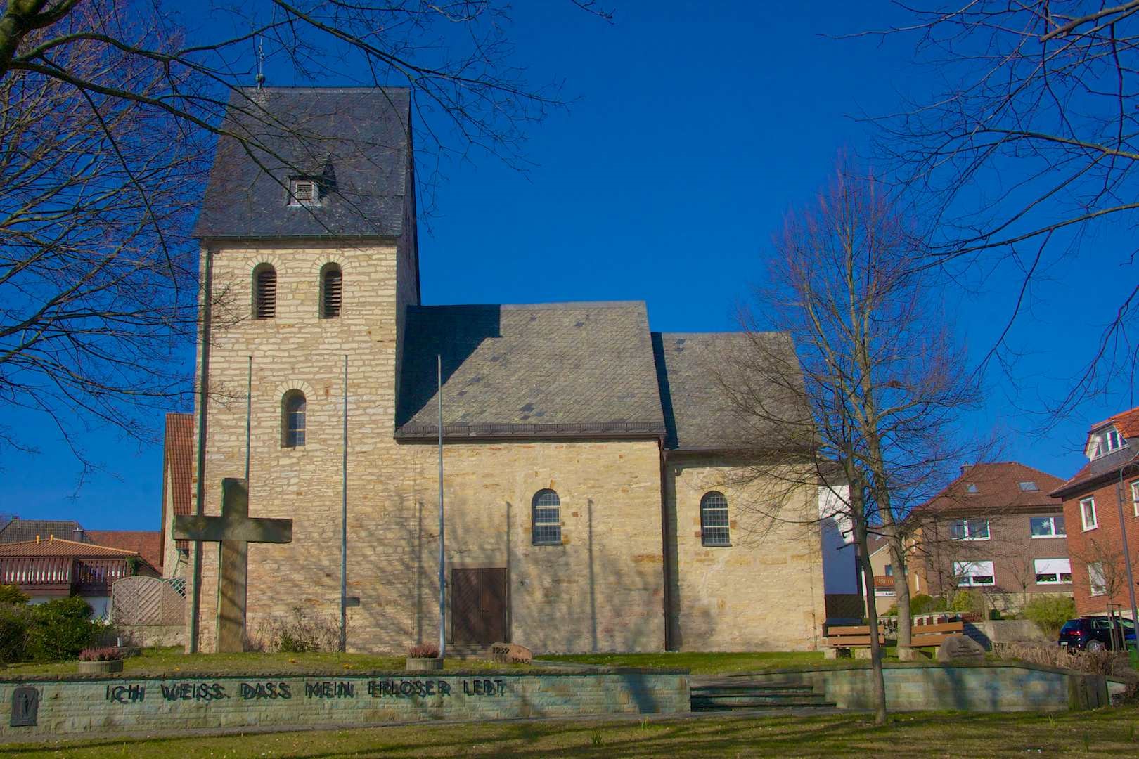 Gottesdienst in der alten Kirche